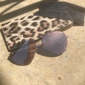 Quay sunglasses worn twice💕